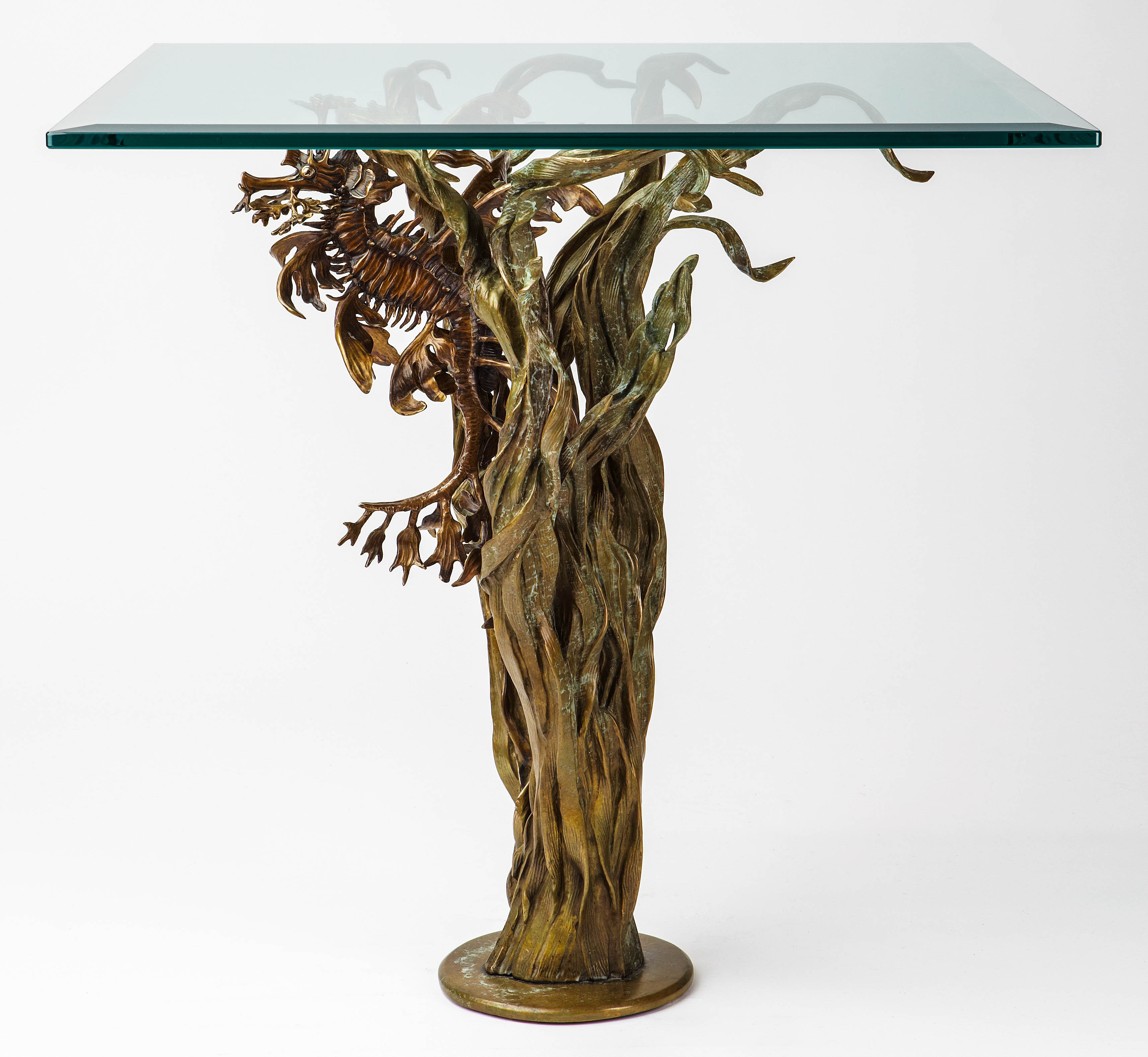 <img src="http://leafy sea dragon_bronze_table_marine life_n.jpg" alt="seahorses">